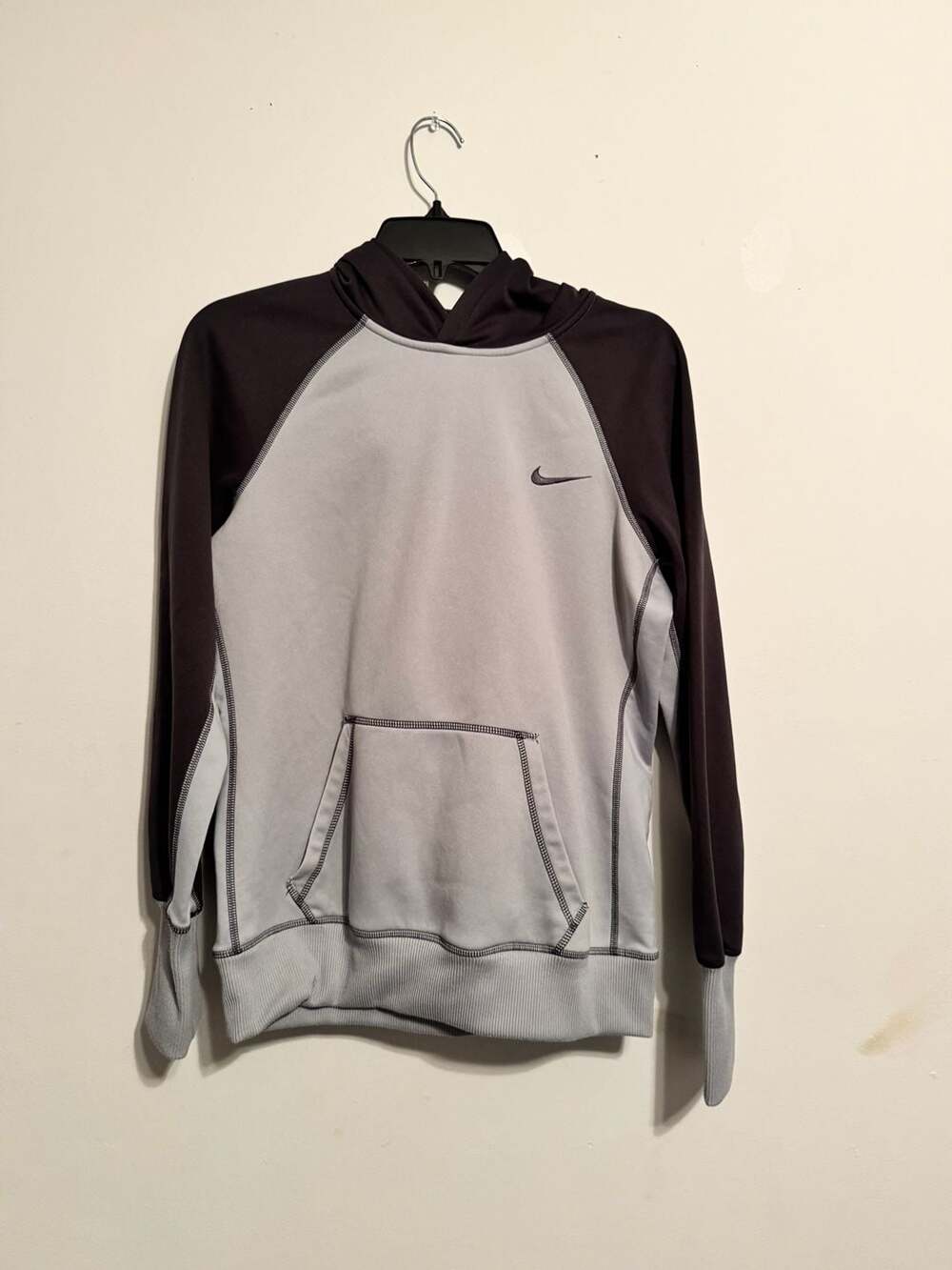 Nike Therma-Fit Colorblock Pullover Hoodie Size Medium